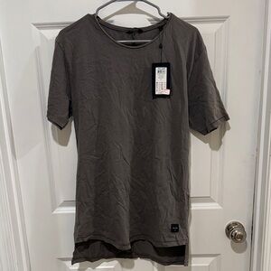 OMen's Casual Dark Gray Tee